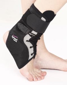 Tynor D02 Ankle Brace พยุงข้อเท้ามีแกน สำหรับเด็ก